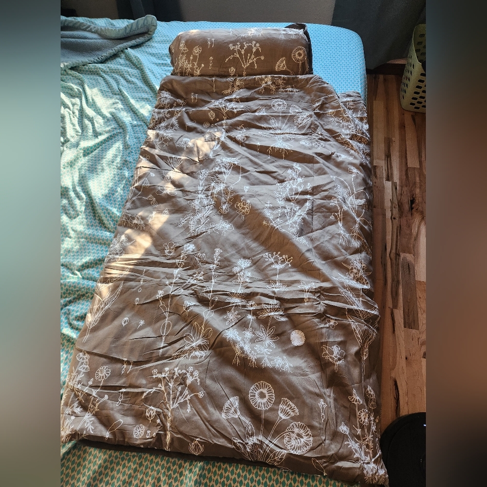 Green Floral Nap Mat